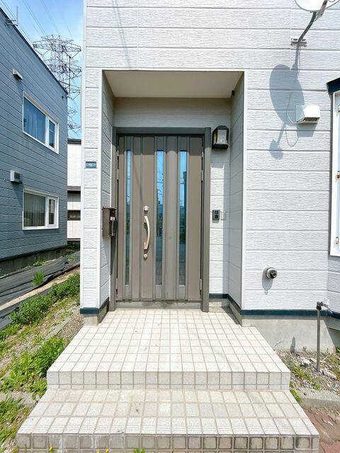 5LDK House for Sale in Teine-ku, Sapporo, Hokkaido - Thumbnail 3