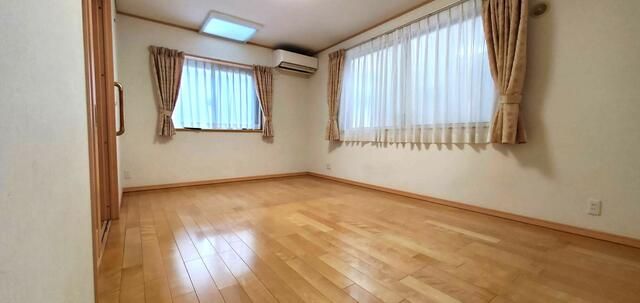 3SLDK House for Rent in Bunkyo, Tokyo - 95.63 sqm - Thumbnail 4