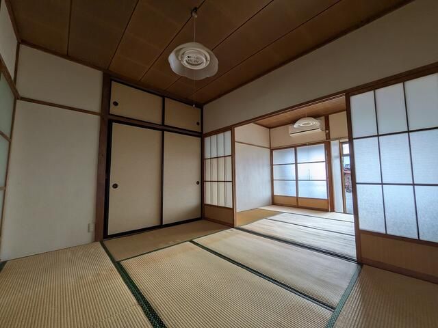 2K Apartment for Rent in Nirasaki, Yamanashi - 29.7 sqm - Thumbnail 4