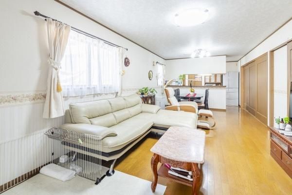 4LDK Detached House for Sale in Yamatokoriyama, Nara - Thumbnail 3