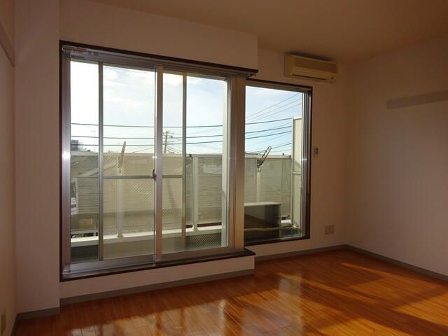 East Court - Studio Apartment in Fujisawa - Thumbnail 2
