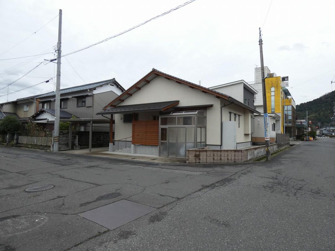 2019-Built 1LDK House on Corner Lot in Echizen City, Fukui - Image 7