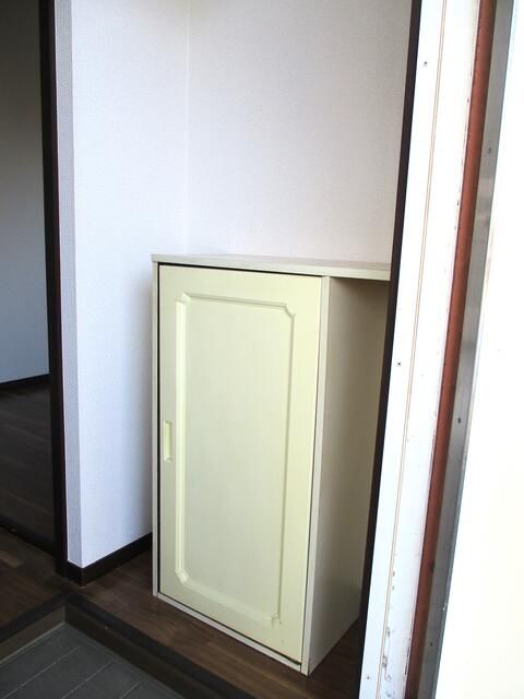 3DK Apartment for Rent in Ichihara, Chiba - 47.77 sqm - Thumbnail 4