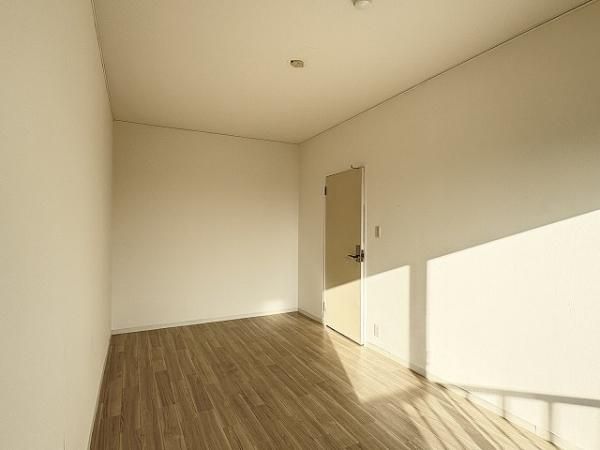 Sophia Ageo 4LDK Apartment for Sale near Ageo Station - Thumbnail 3