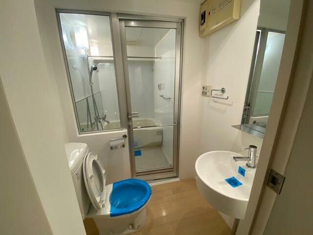 Studio Apartment for Rent in Chiyoda, Tokyo near Ichigaya Station - Thumbnail 4