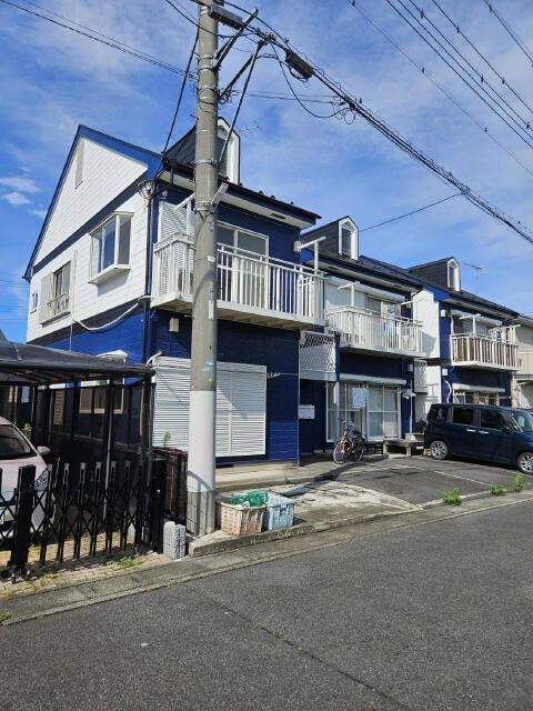 Apartment Building for Sale in Sugito-machi, Saitama - Thumbnail 2