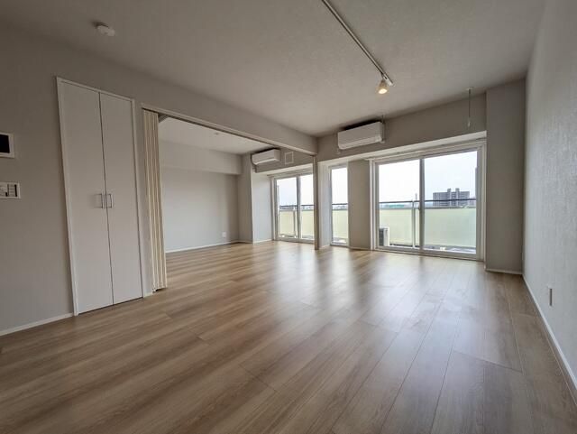 Apartment for Rent in Warabi City, Saitama - 2SLDK 72sqm - Thumbnail 3