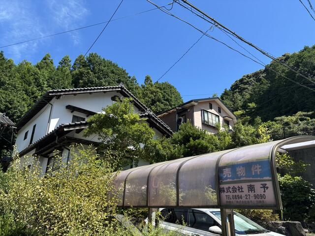 5LDK Detached House for Sale in Yawatahama, Ehime - Image 7