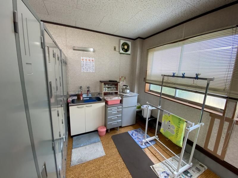 Commercial Office for Sale in Takaoka City, Toyama, 177.44 sqm - Thumbnail 3