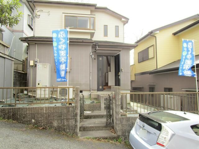 4LDK House for Sale in Nose, Osaka with Garden and 3 Parking Spaces - Thumbnail 2