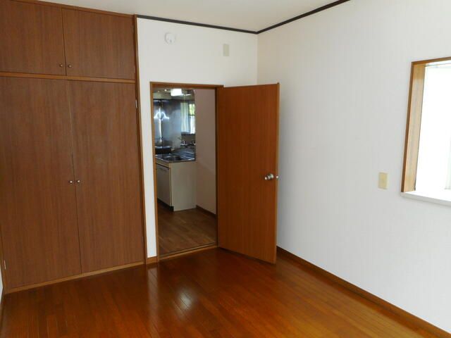 1K Apartment for Rent in Kanazawa-ku, Yokohama - Thumbnail 3