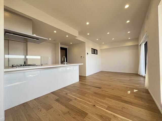 3LDK Apartment for Sale in Chigasaki, Kanagawa - 77.79 sqm - Thumbnail 4