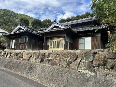 7SLDK Detached House in Kamukogen, Ehime on 452sqm Land — House, Kumakogen, Ehime