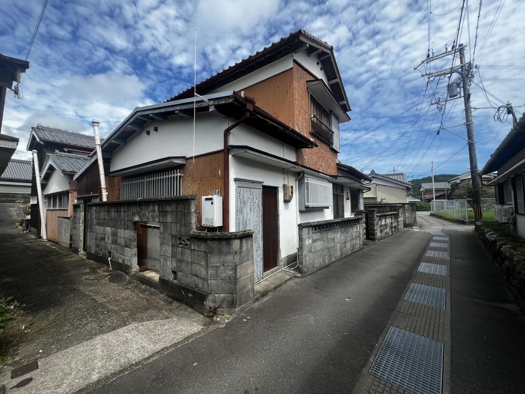 5LDK House for Sale in Shirahama, Wakayama with Garden - Thumbnail 3