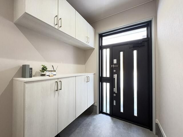 Renovated 3LDK House for Sale in Nishi-ku, Sapporo - Thumbnail 2