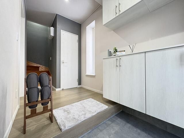Renovated 3LDK House for Sale in Nishi-ku, Sapporo - Thumbnail 3