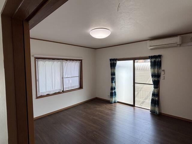 1988 3DK Detached House for Sale in Fujieda, Shizuoka - Thumbnail 4