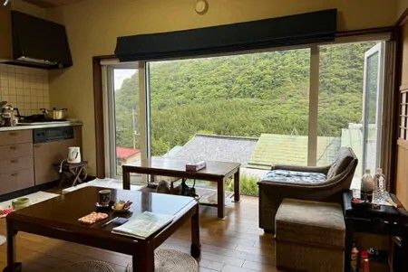 Mountain View Home in Shimoniita, Gunma with Septic Tank & Parking - Thumbnail 4