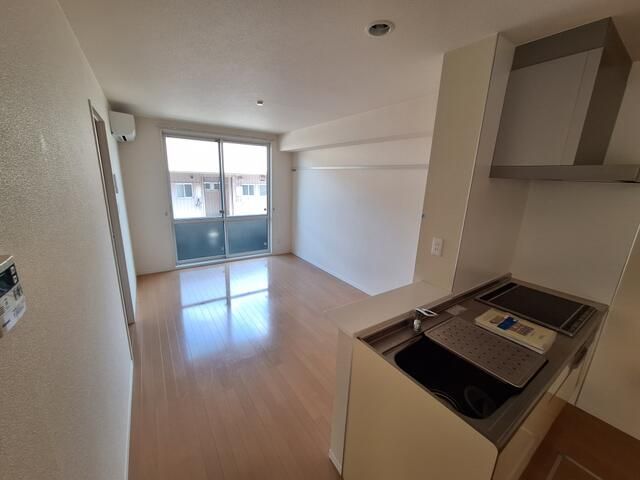 1LDK Apartment for Rent in Miyagino Ward, Sendai - Thumbnail 4