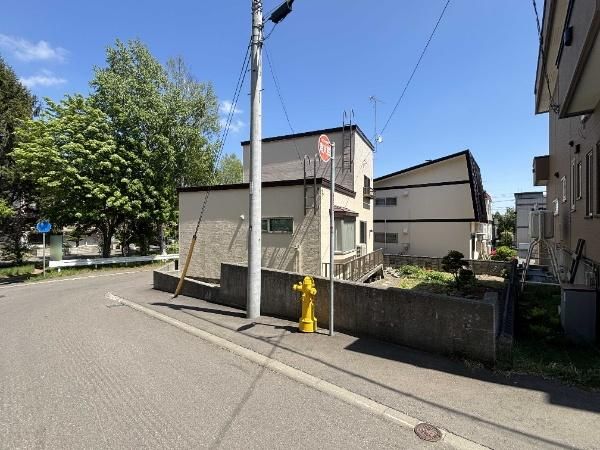 Used 3LDK Detached House for Sale in Sapporo's Shiroishi Ward - Thumbnail 3