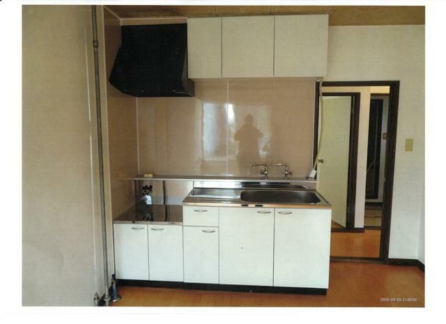 2DK Apartment for Rent in Ishikari, Hokkaido - 40,000 Yen - Thumbnail 3