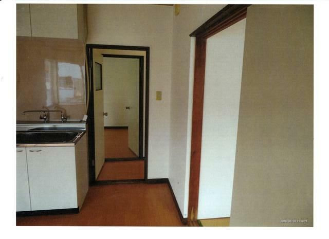 2DK Apartment for Rent in Ishikari, Hokkaido - 40,000 Yen - Thumbnail 4