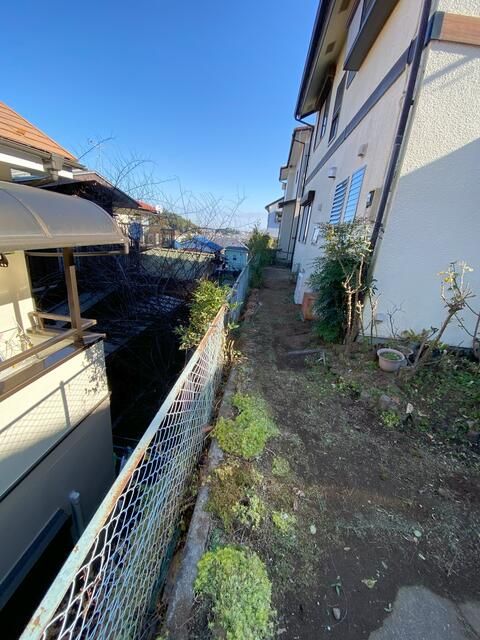 4LDK House for Sale in Ome, Tokyo with Garden and Parking - Thumbnail 2
