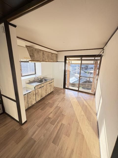 3LDK House for Sale in Minami Ward, Hiroshima City - Thumbnail 4