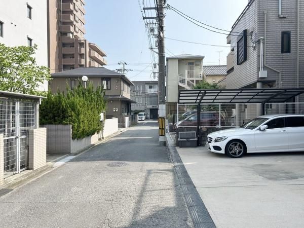 4SLDK Steel-Frame House in Hiroshima Naka Ward, 245 sqm - Thumbnail 3