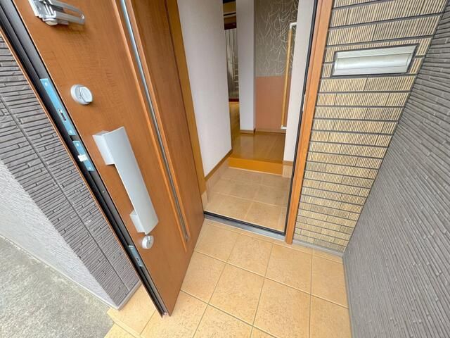 1LDK Rental House with Loft in Takaoka, Toyama - Thumbnail 2