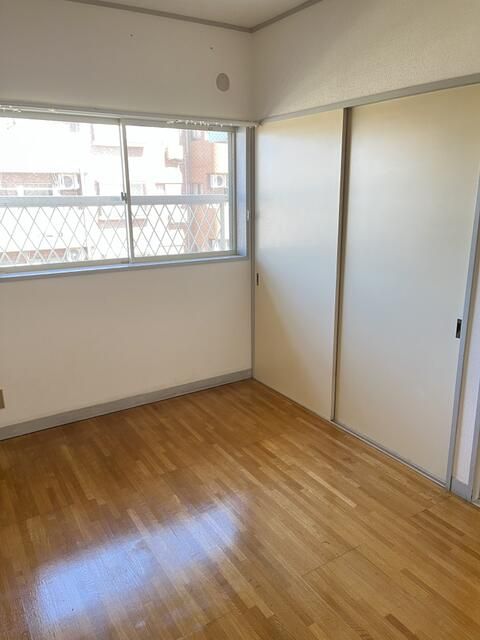 3DK Apartment for Rent in Misato, Saitama - 57.80 sqm - Thumbnail 3
