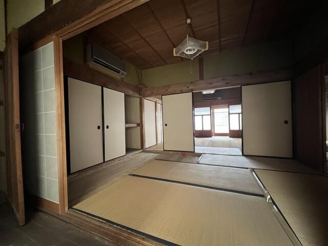 1954 Traditional House in Yura, Wakayama - 299.81㎡ Land - Thumbnail 2