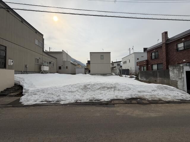 Land for Sale in Nishi Ward Sapporo 177.80 sqm - Thumbnail 4
