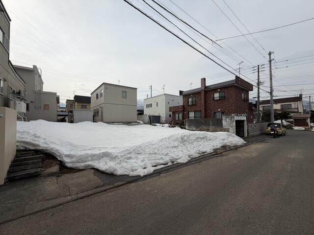 Land for Sale in Nishi Ward Sapporo 177.80 sqm - Thumbnail 2