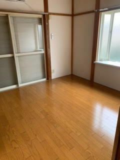 2DK Apartment for Rent in Kamishakujii, Nerima, Tokyo - Thumbnail 2