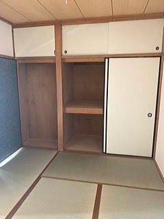 2DK Apartment for Rent in Kamishakujii, Nerima, Tokyo - Thumbnail 3