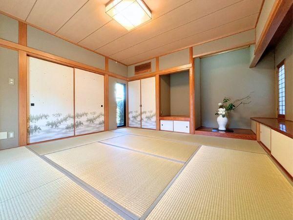6SLDK Family House in Oita City with 357 sqm Land and Renovations - Thumbnail 2