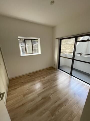 2LDK Apartment for Rent in Aoba-ku, Yokohama - 51.07m² - Thumbnail 3