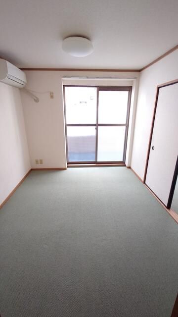 2DK Apartment for Rent in Tsurumi, Yokohama - 78,000 Yen - Thumbnail 4