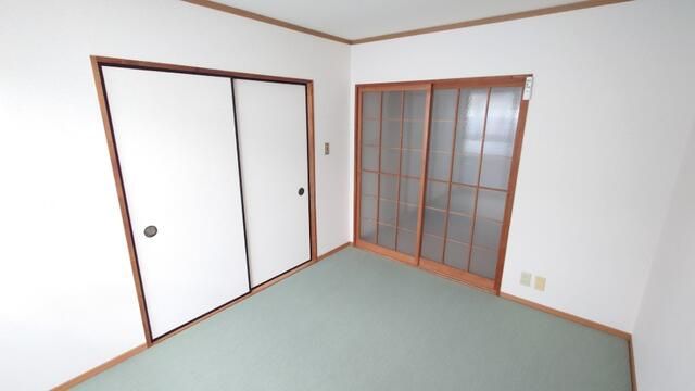 2DK Apartment for Rent in Tsurumi, Yokohama - 78,000 Yen - Thumbnail 3