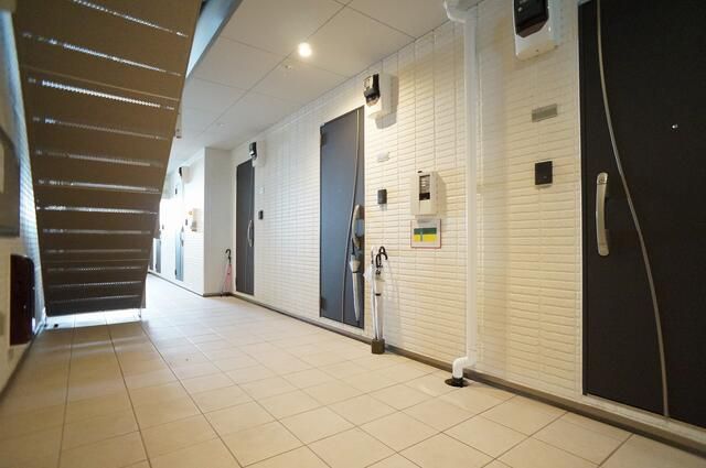 1K Apartment for Rent in Suginami, Tokyo – 18.63m² - Thumbnail 3