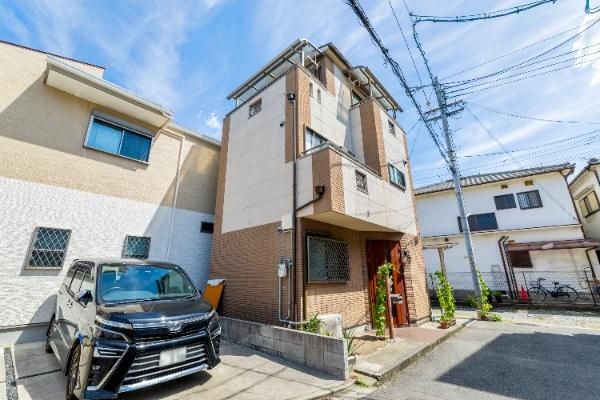 2005 Built 3DK House in Higashi-Osaka, Osaka - 7 Min to Station - Thumbnail 3