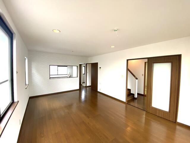 5LDK House for Rent in Kazo City, Saitama - Thumbnail 2