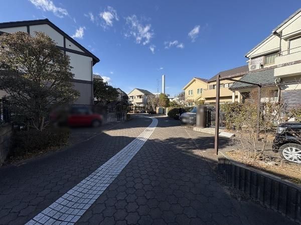 4LDK House for Sale in Machida, Tokyo with 212 sqm Land - Thumbnail 3