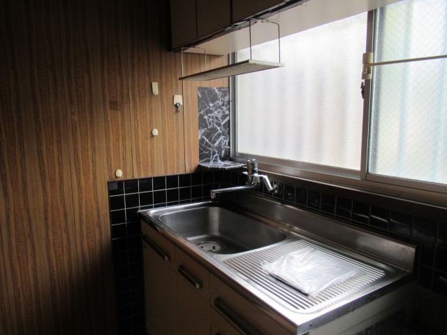 4DK House for Sale in Iizuka, Fukuoka - 76 sqm Land - Image 19