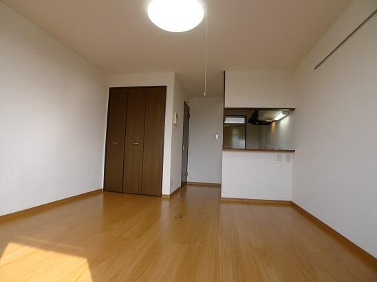 1K Apartment for Rent in Yamagata City, Yamagata - Thumbnail 3