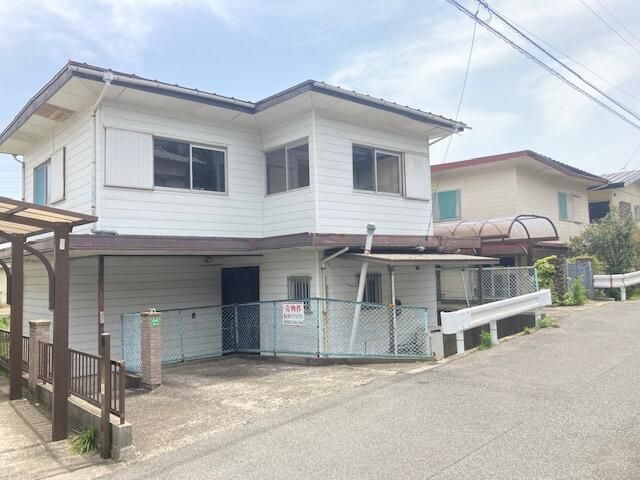 5DK House with Garden in Shimonoseki's Chofu Area | 398万円 - Main Image
