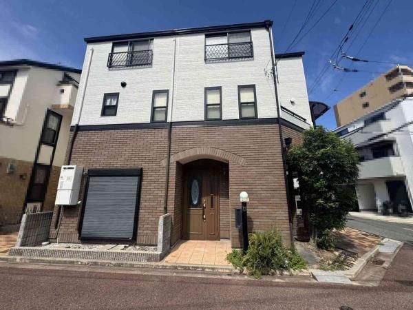 4LDK Detached House for Sale in Higashiosaka, Osaka - Main Image