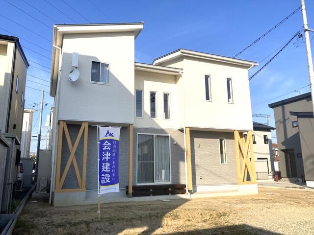New 3LDK House in Fukushima City with Parking for 3 Cars - Thumbnail 2