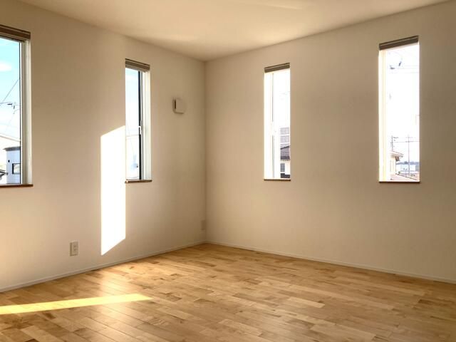New 3LDK House in Fukushima City with Parking for 3 Cars - Thumbnail 4